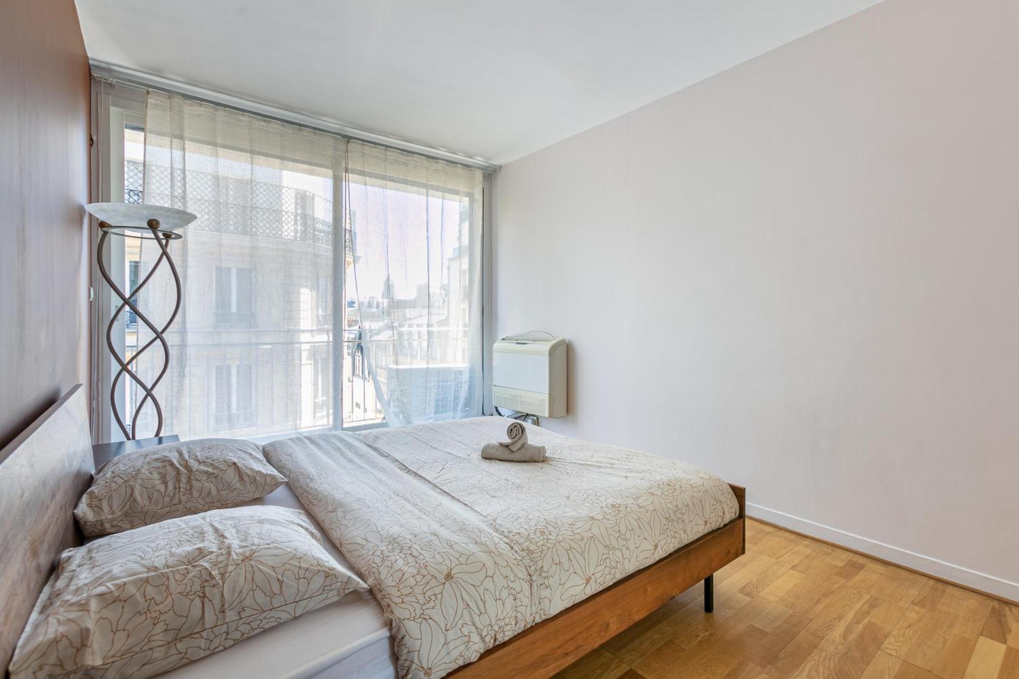 Elysees Apartment