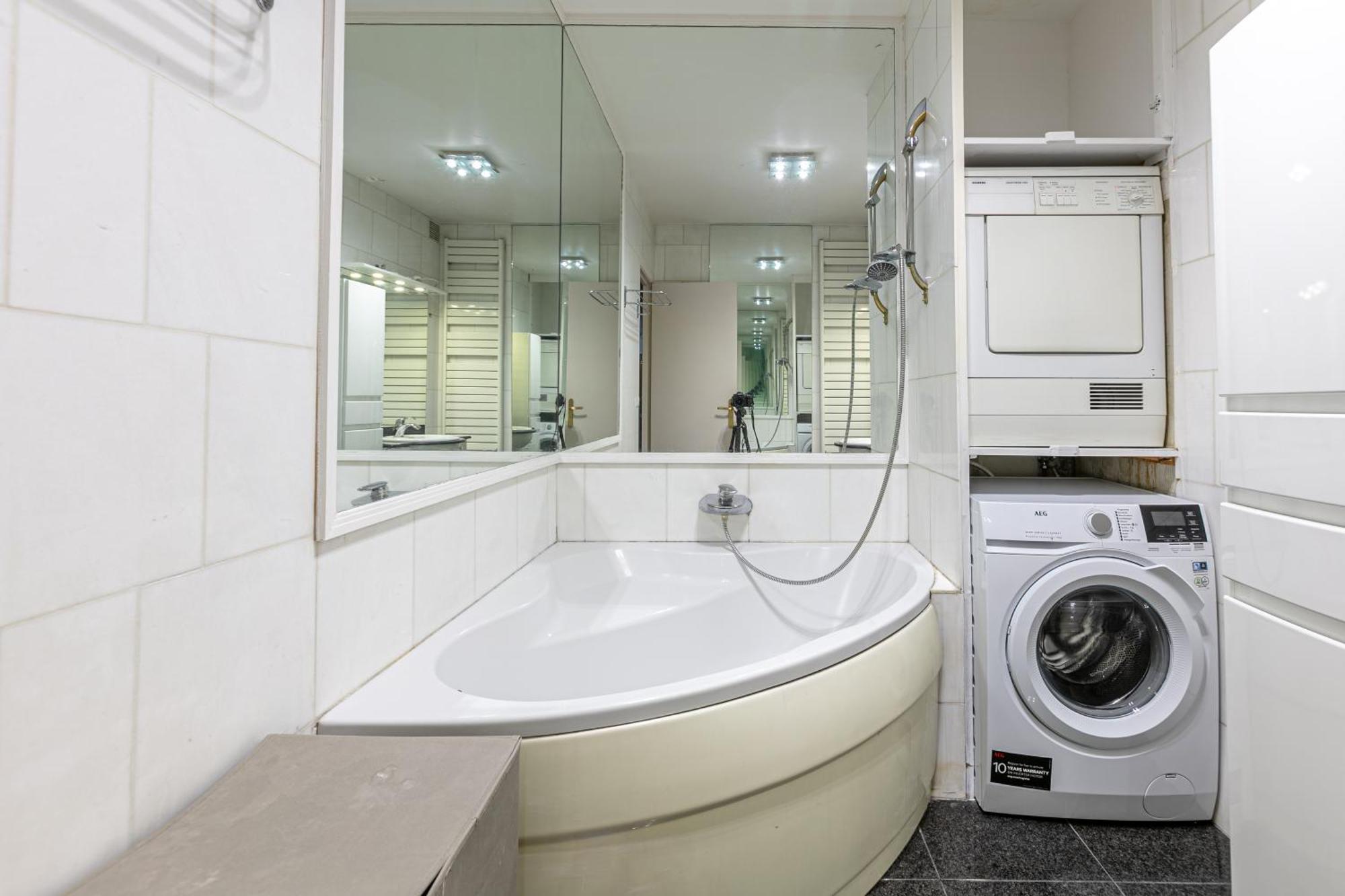 Apartment Elysees Paris